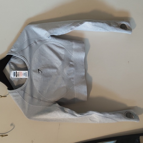 Gymshark Long Sleeve Crop Top - Picture 1 of 3